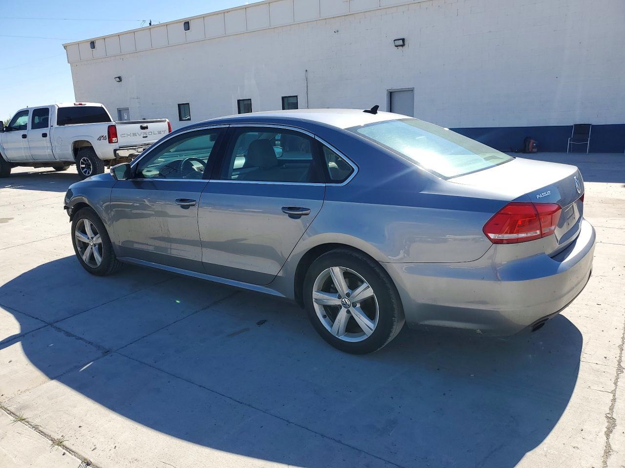 2014 Volkswagen Passat Se - Фото 2