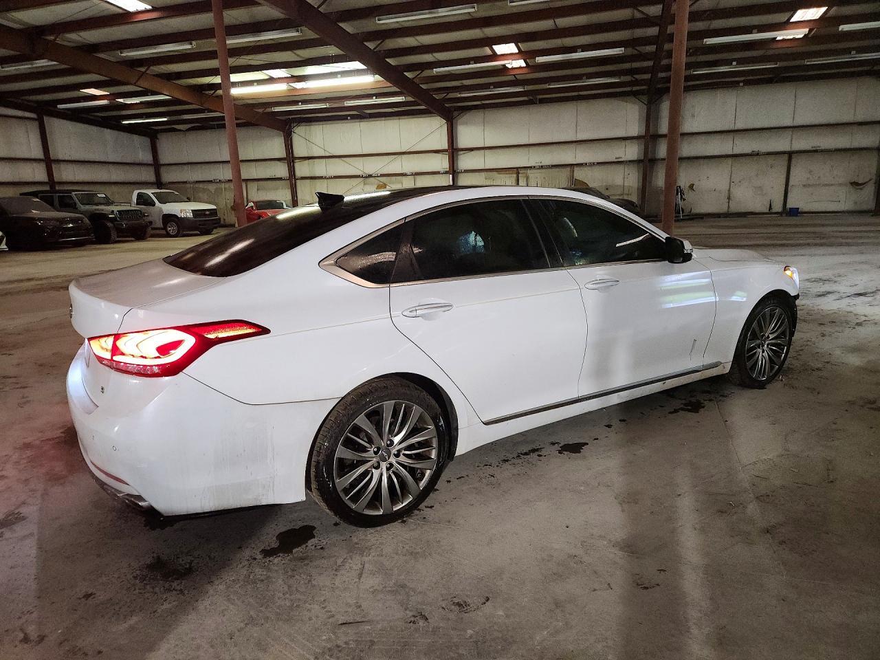 2015 Hyundai Genesis 5.0L - Фото 3