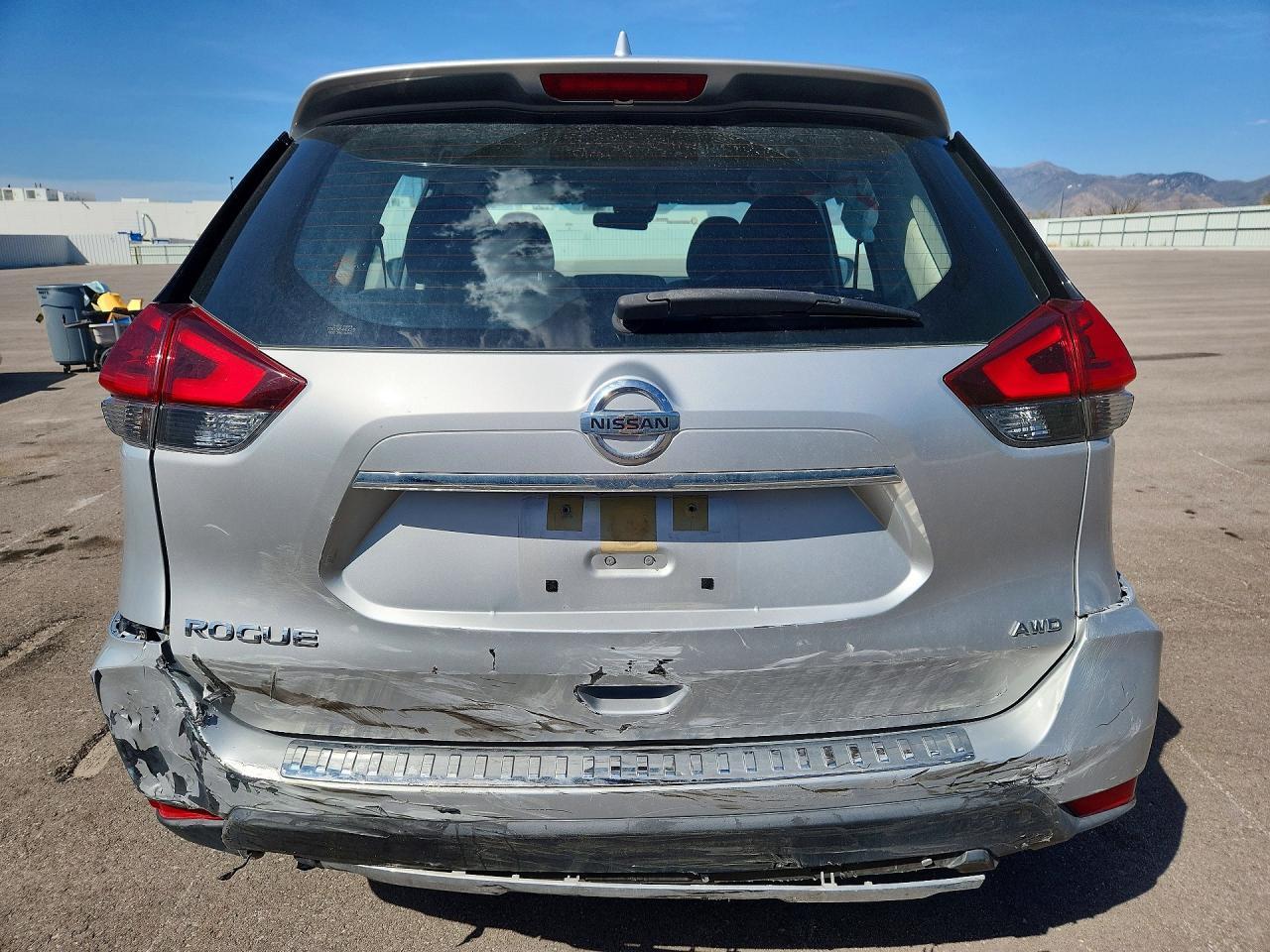 2019 Nissan Rogue S - Фото 6