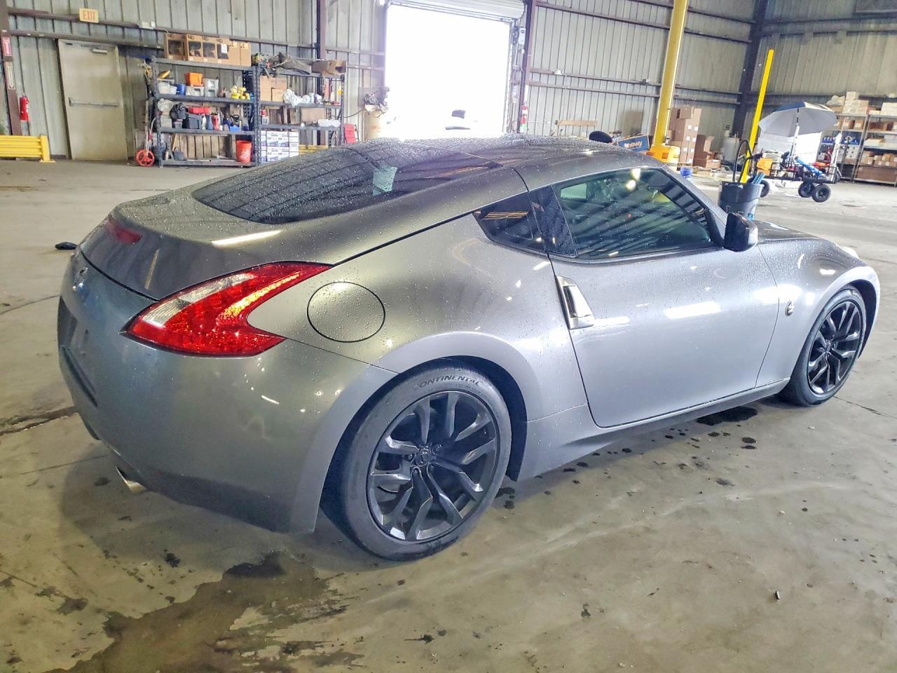 2015 Nissan 370Z Base - Фото 3
