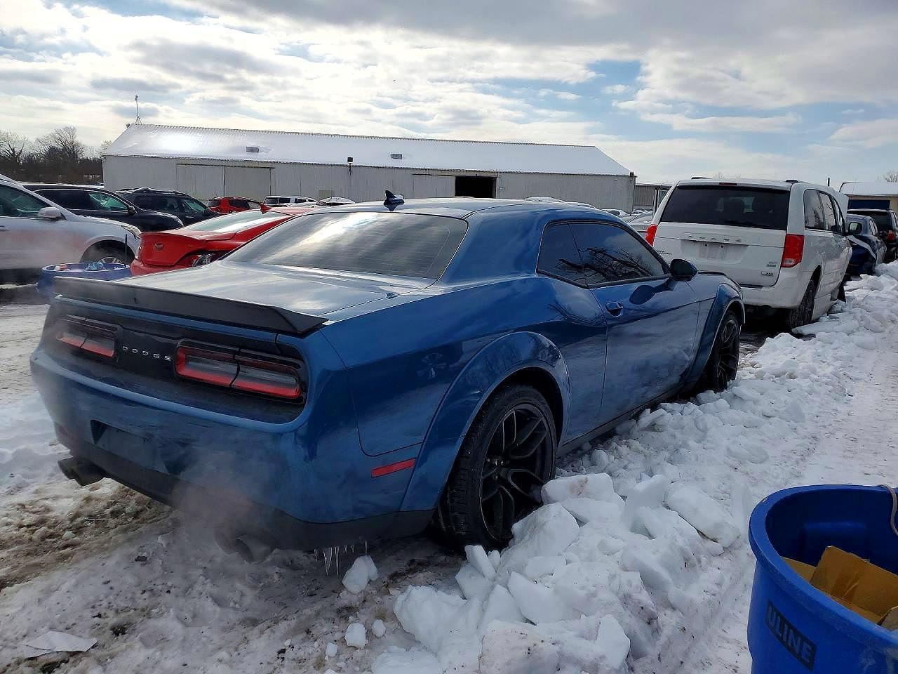 2021 Dodge Challenger R - Фото 3