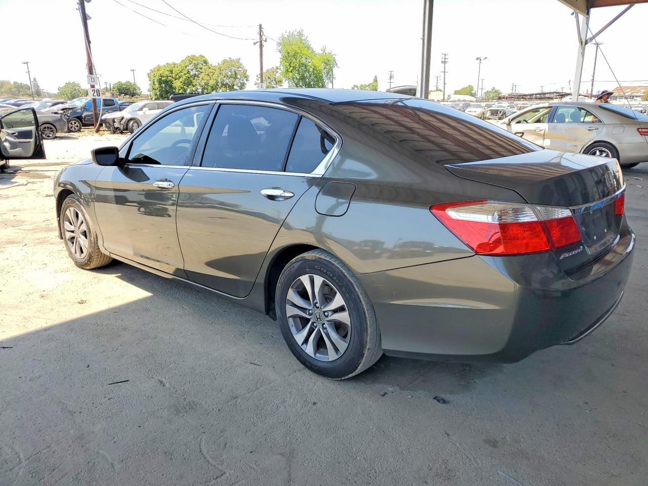 2015 Honda Accord Lx - Фото 2