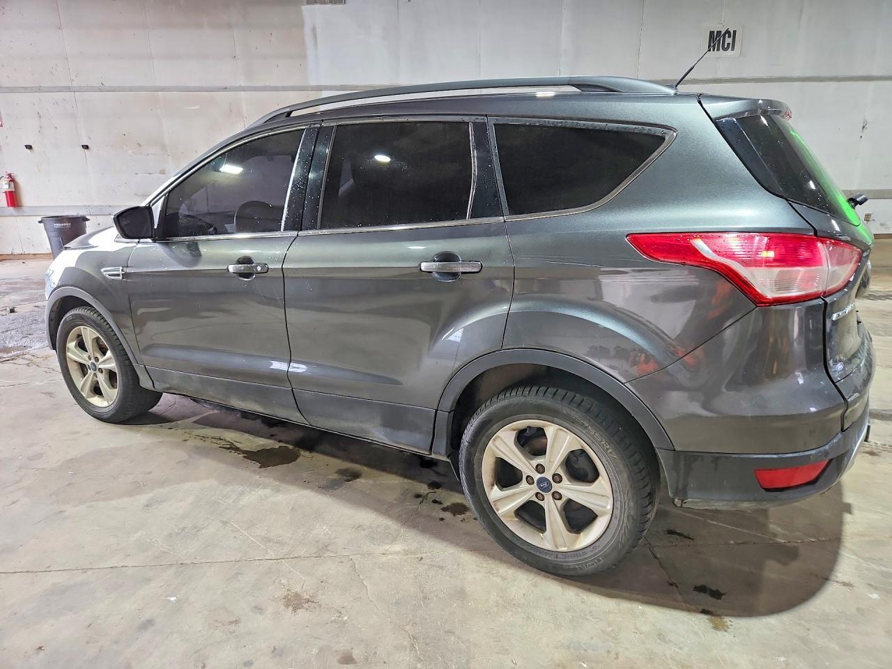 2016 Ford Escape Se - Фото 2