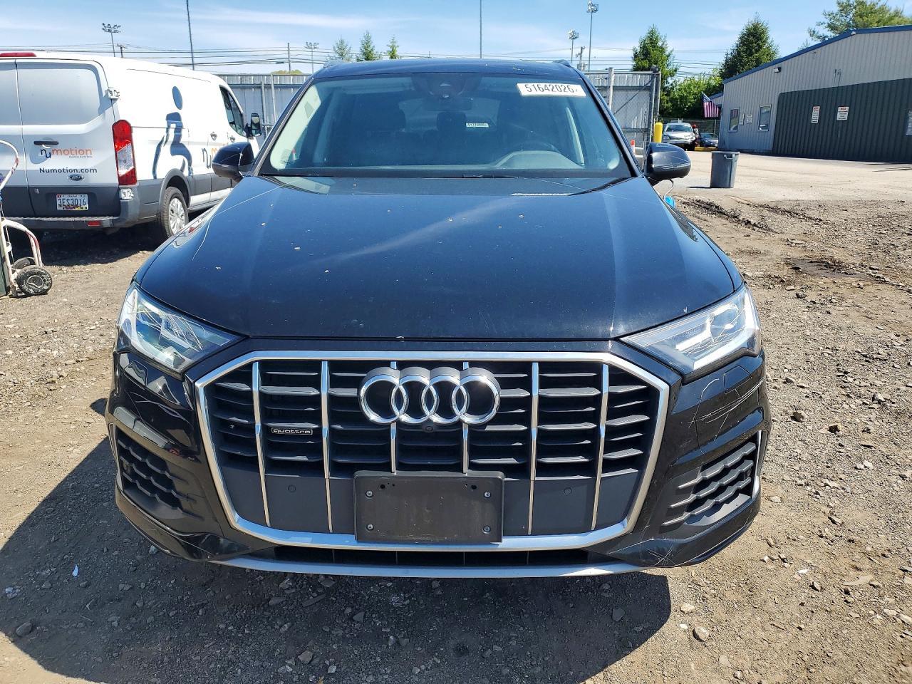 2021 Audi Q7 Premium Plus - Фото 5