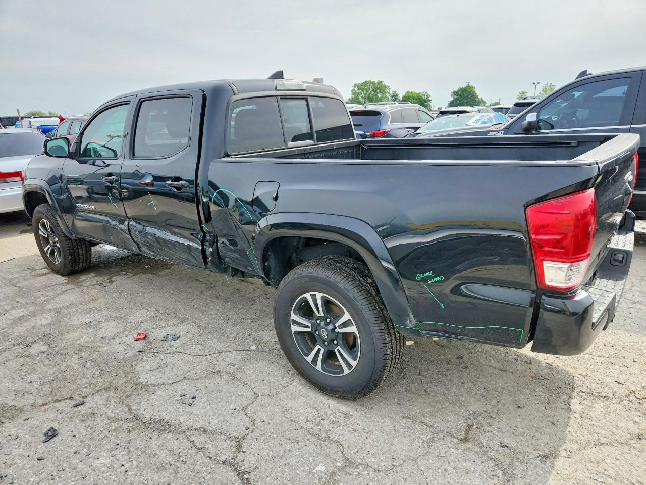 2016 Toyota Tacoma Trd Sport - Фото 2