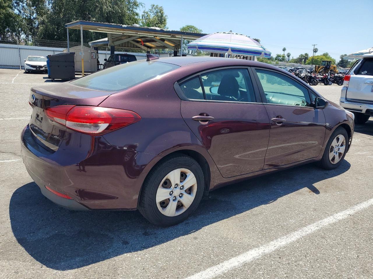 2018 Kia Forte - Фото 3