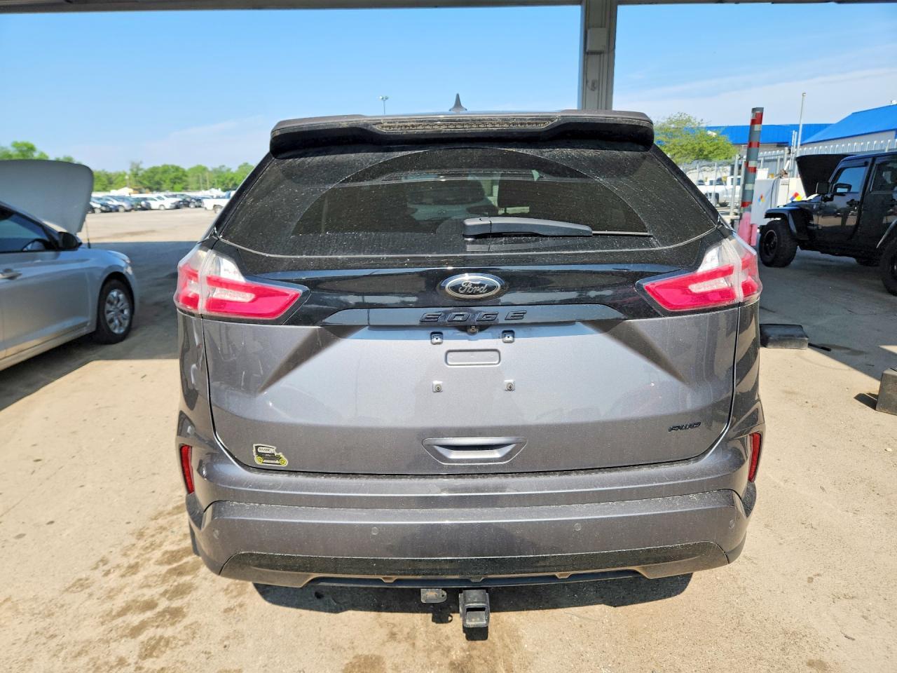 2022 Ford Edge Se - Фото 6