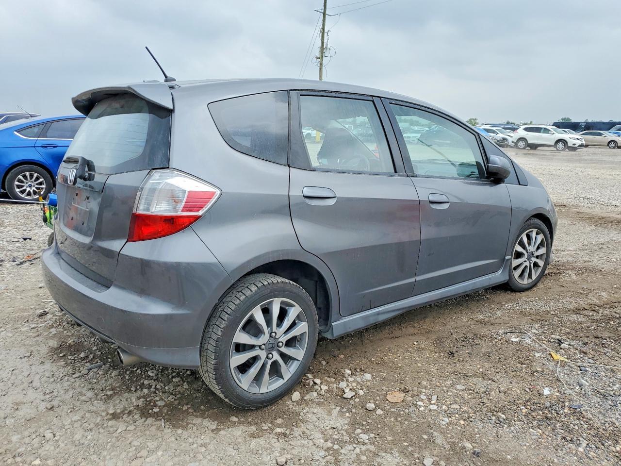 2013 Honda Fit Sport - Фото 3