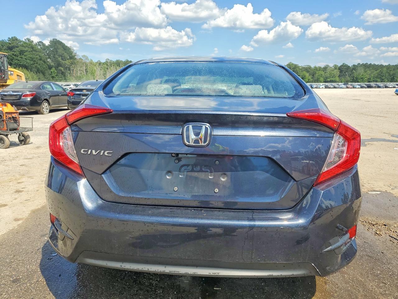2017 Honda Civic Lx - Image 6