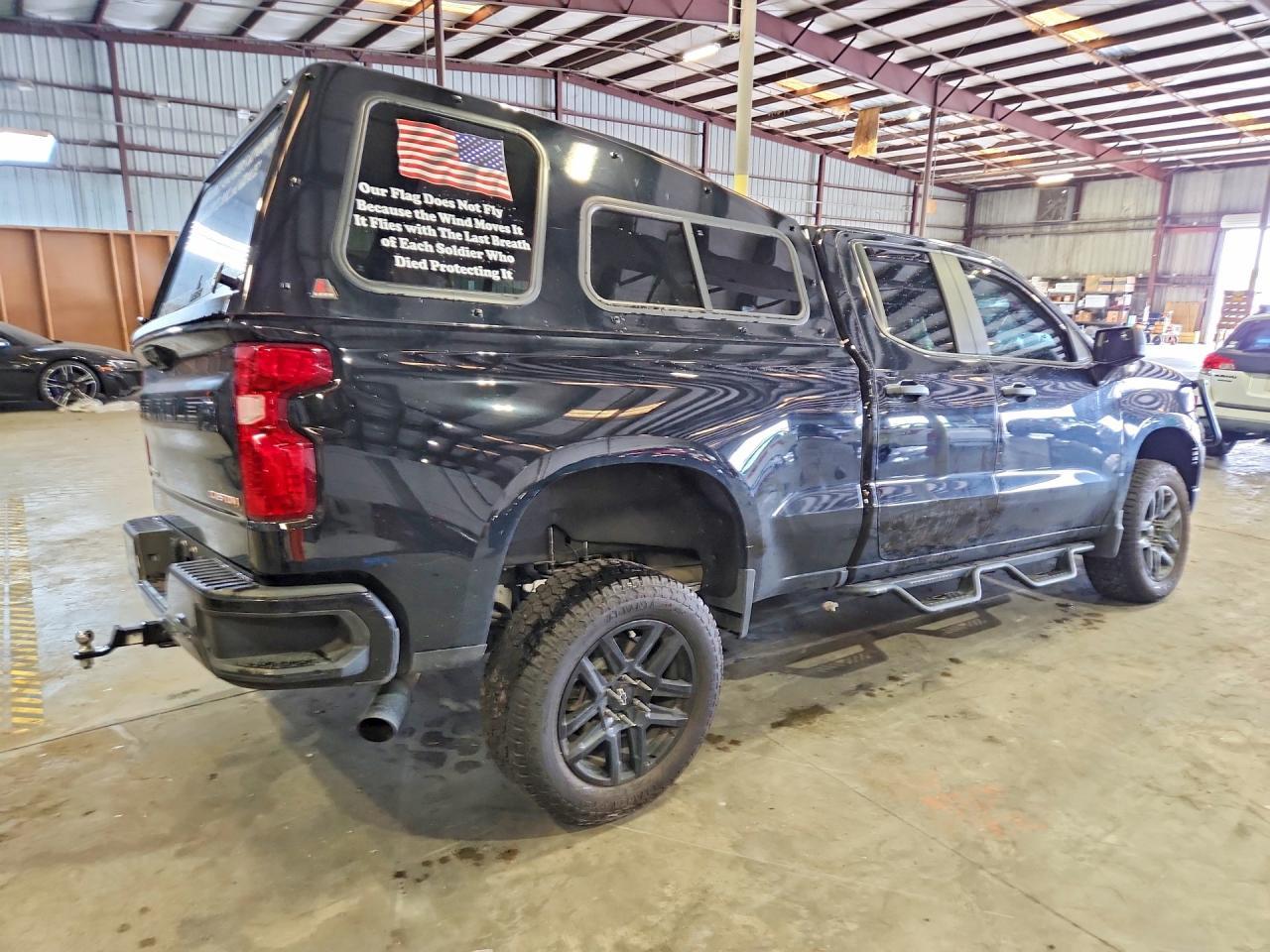 2024 Chevrolet Silverado C1500 Custom - Фото 3