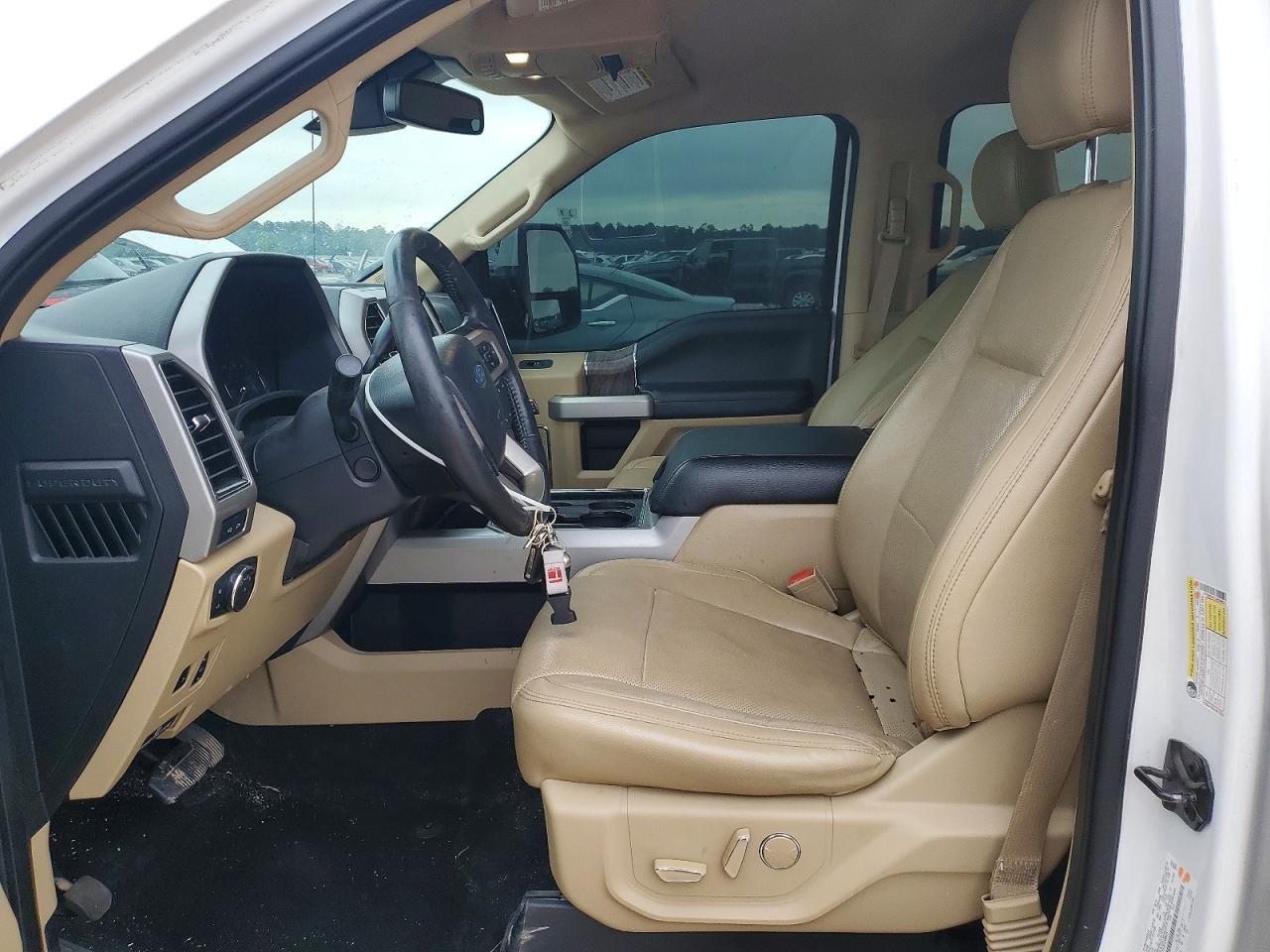 2018 Ford F350 Super Duty - Фото 7