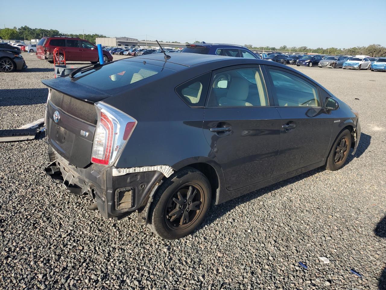 2015 Toyota Prius Two - Image 3