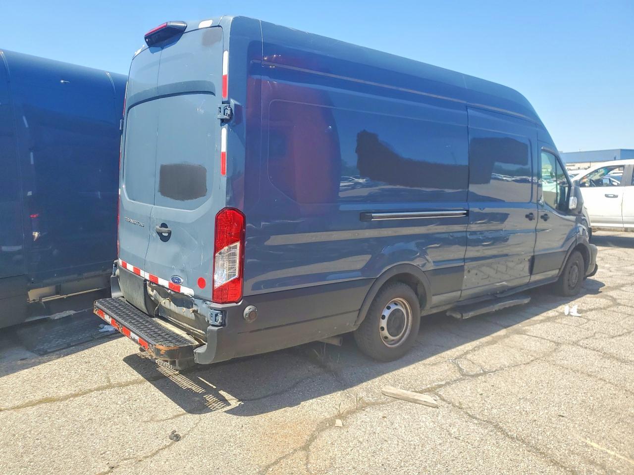 2020 Ford Transit T-250 - Фото 3