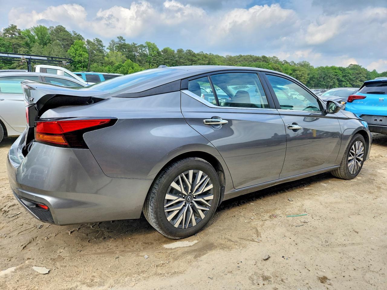 2023 Nissan Altima Sv - Фото 3