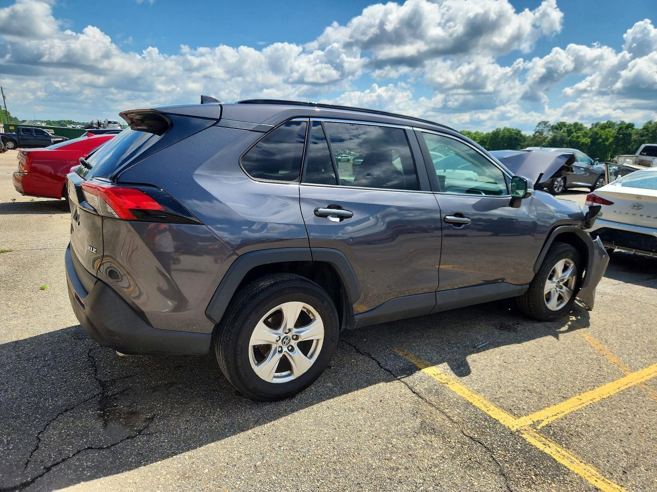 2019 Toyota Rav4 Xle - Image 3