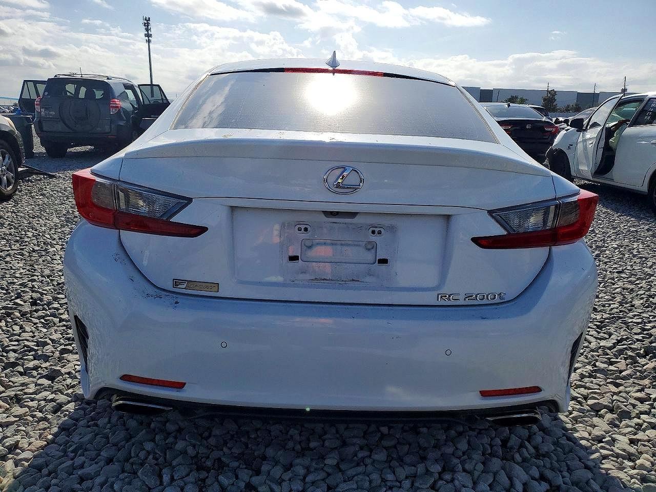 2017 Lexus Rc 200T - Фото 6