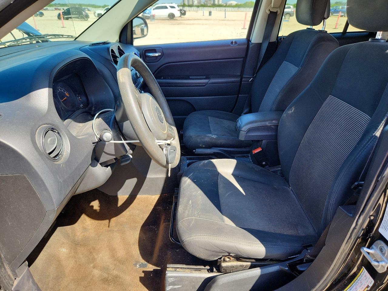 2014 Jeep Compass Sport - Image 7