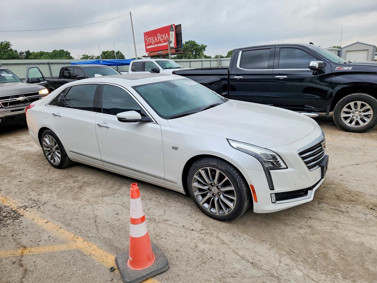 2016 Cadillac Ct6 Luxury - Image 4