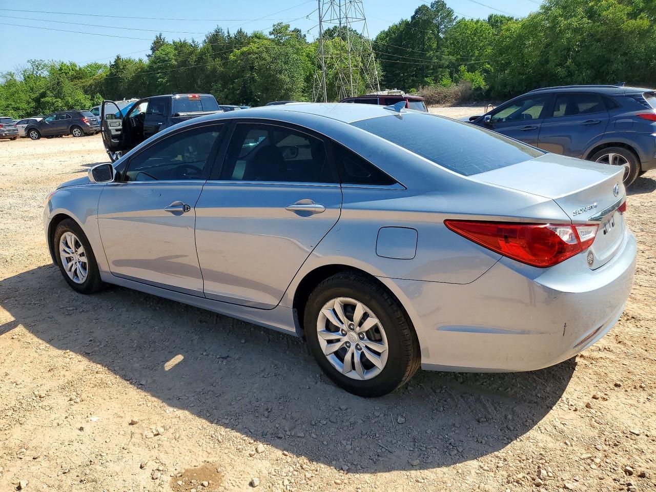 2012 Hyundai Sonata Gls - Image 2