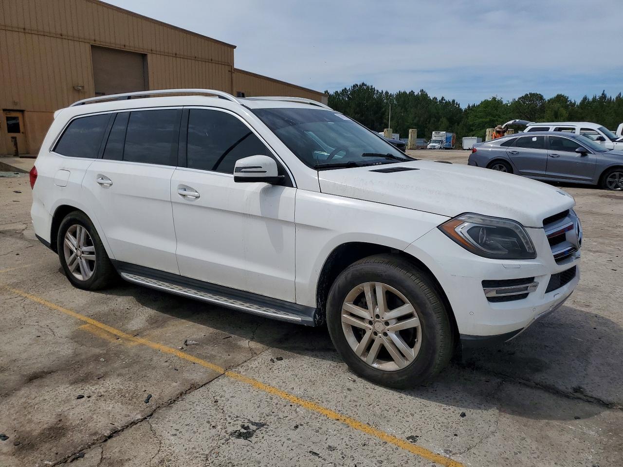 2014 Mercedes-Benz Gl 450 4Matic - Image 4