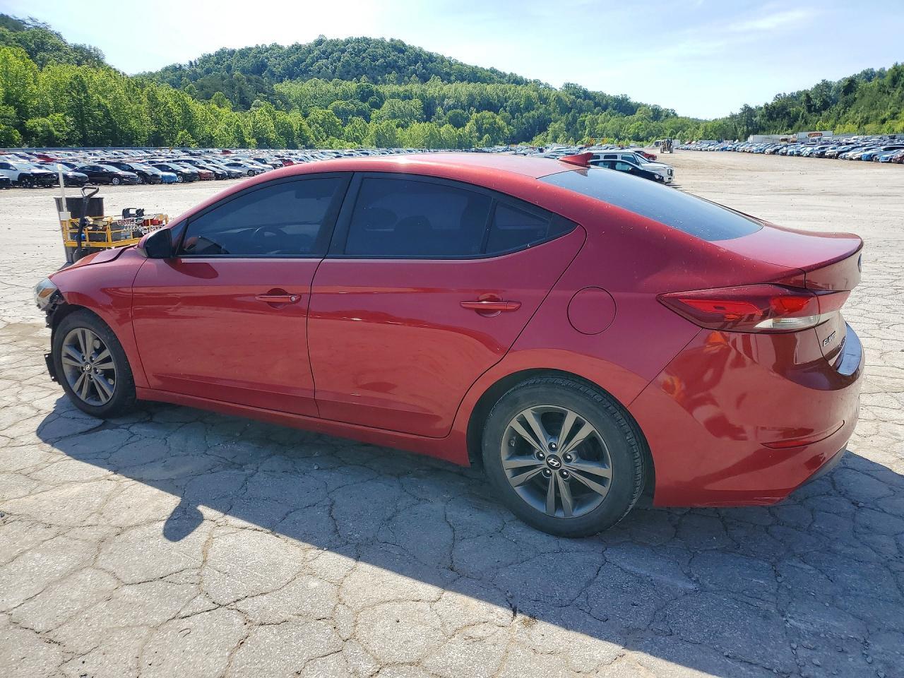 2017 Hyundai Elantra Se - Фото 2