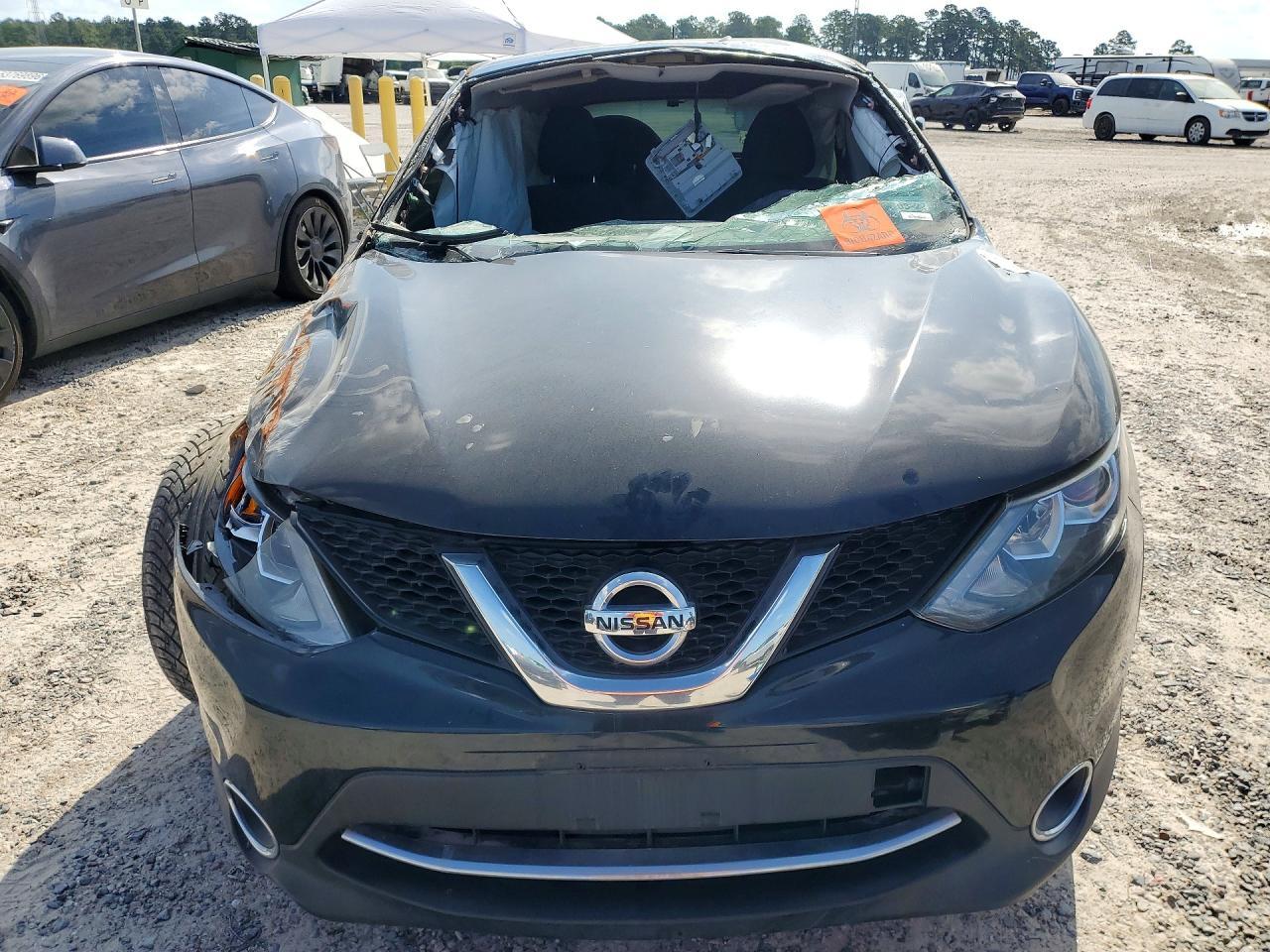 2017 Nissan Rogue Sport S - Фото 5