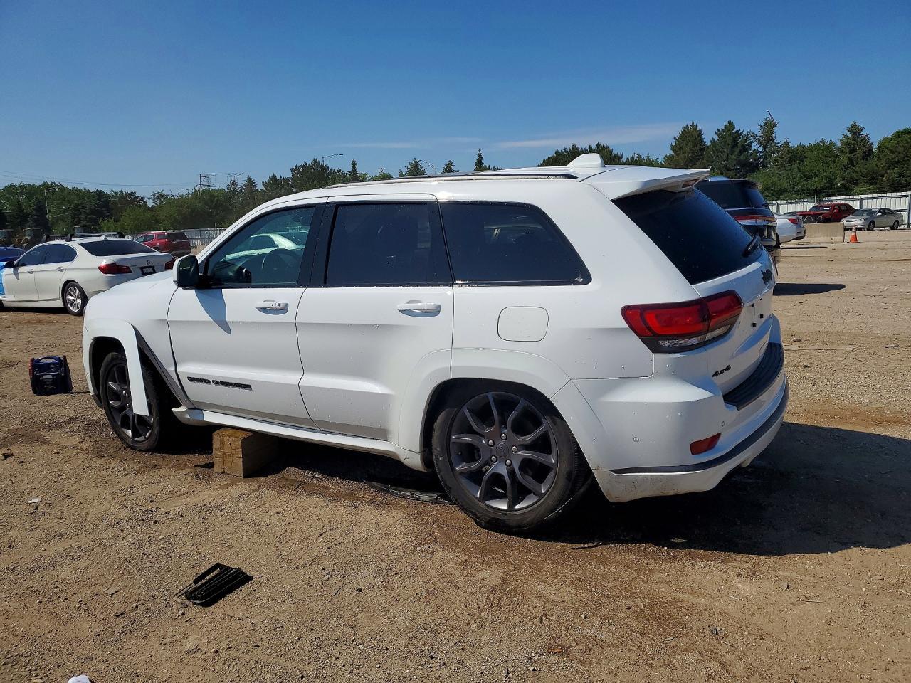 2021 Jeep Grand Cherokee Overland - Фото 2