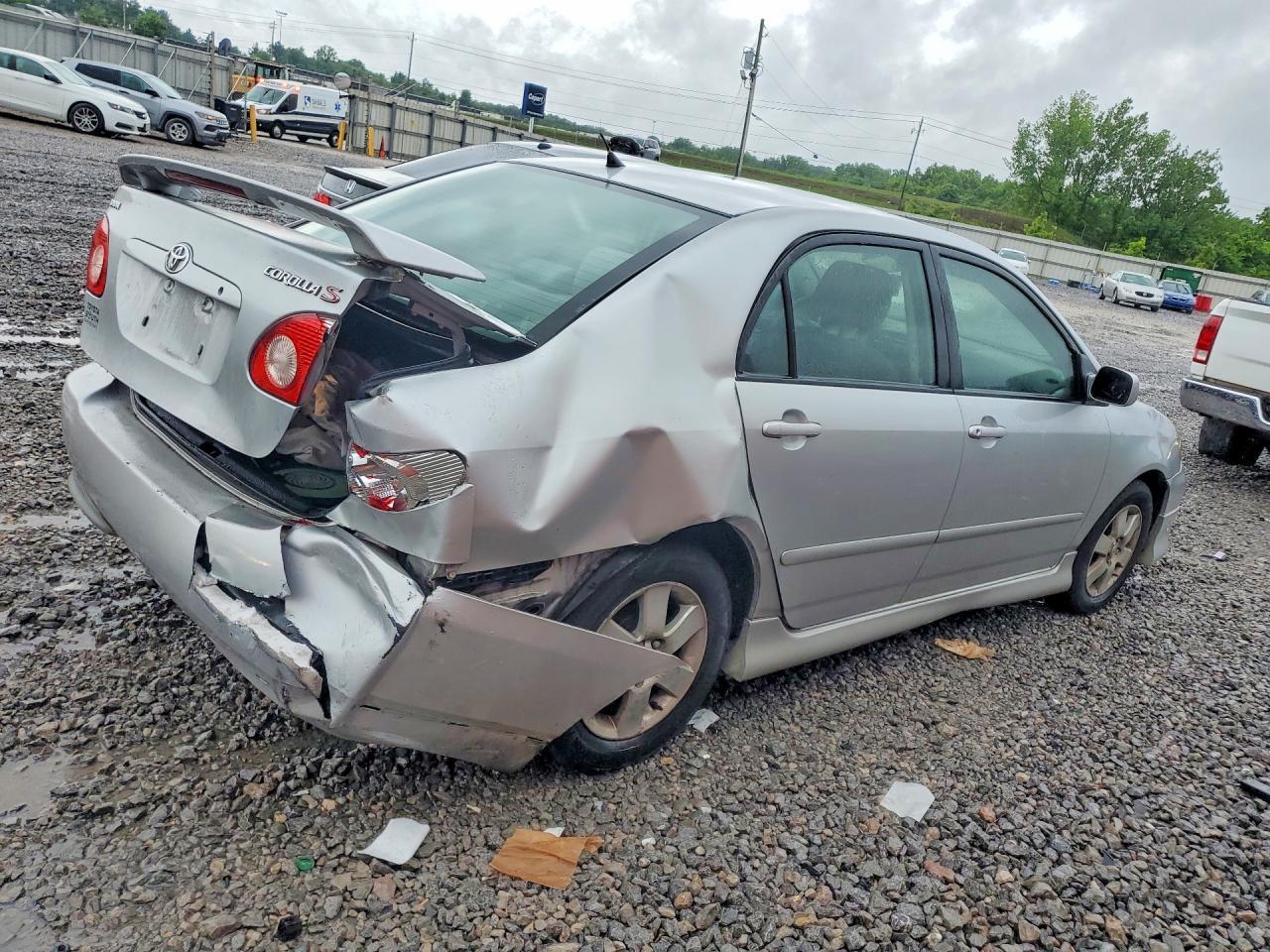 2005 Toyota Corolla S - Фото 3