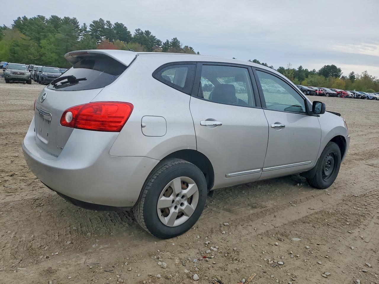 2011 Nissan Rogue S - Фото 3