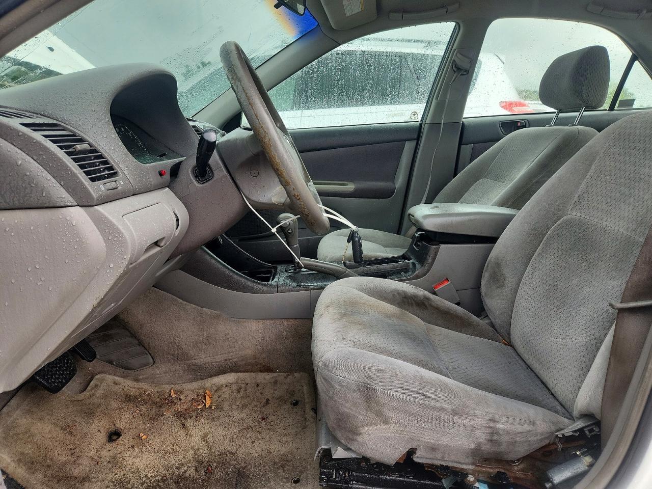 2002 Toyota Camry Le - Фото 7