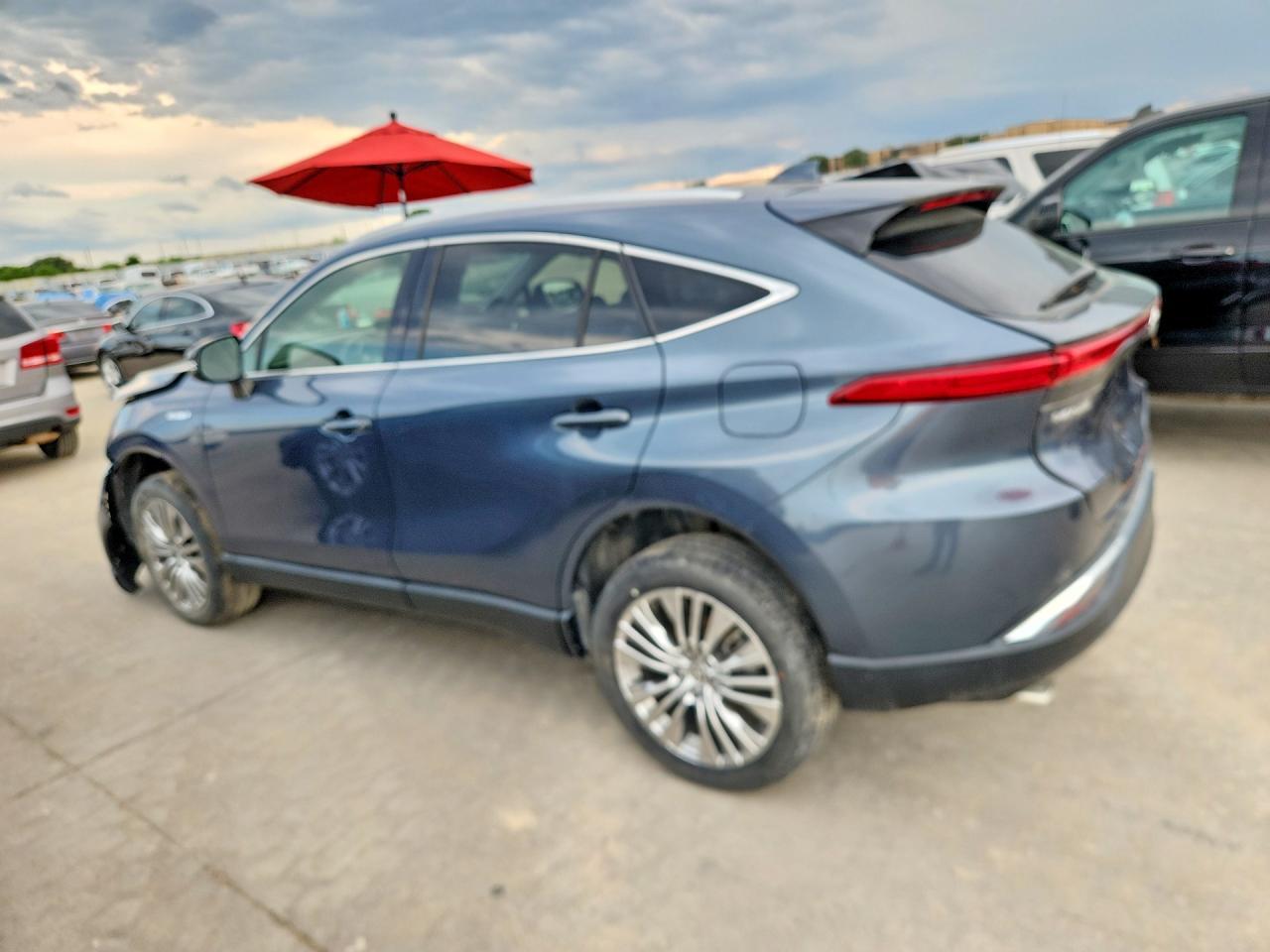 2021 Toyota Venza Xle - Фото 2