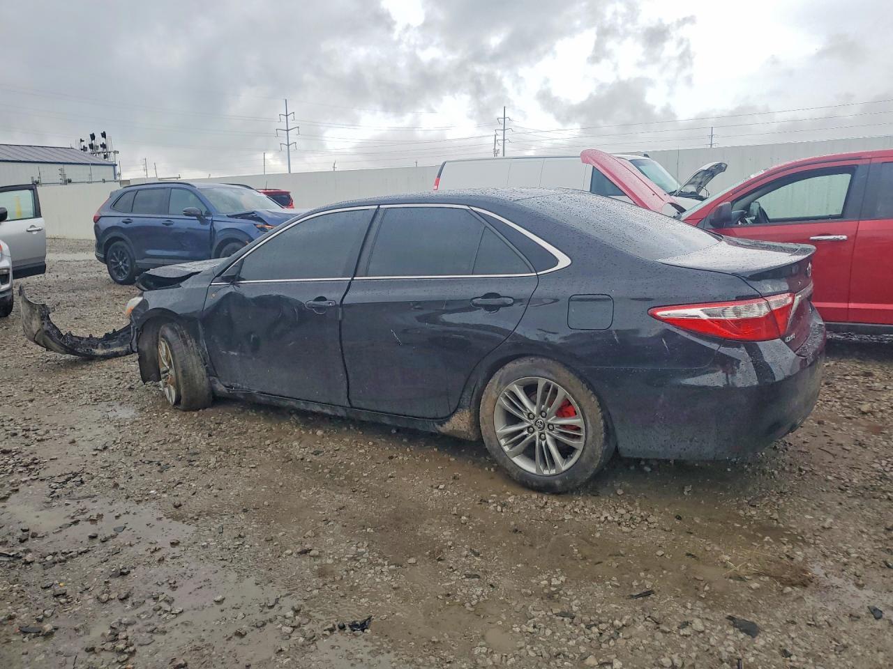 2016 Toyota Camry Se - Фото 2