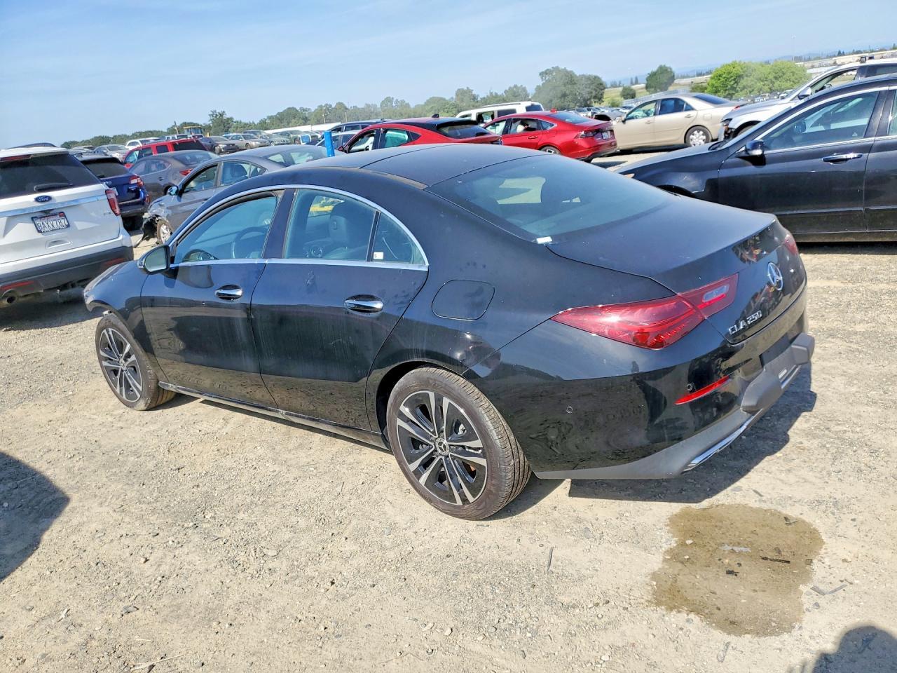 2025 Mercedes-Benz Cla 250 - Фото 3