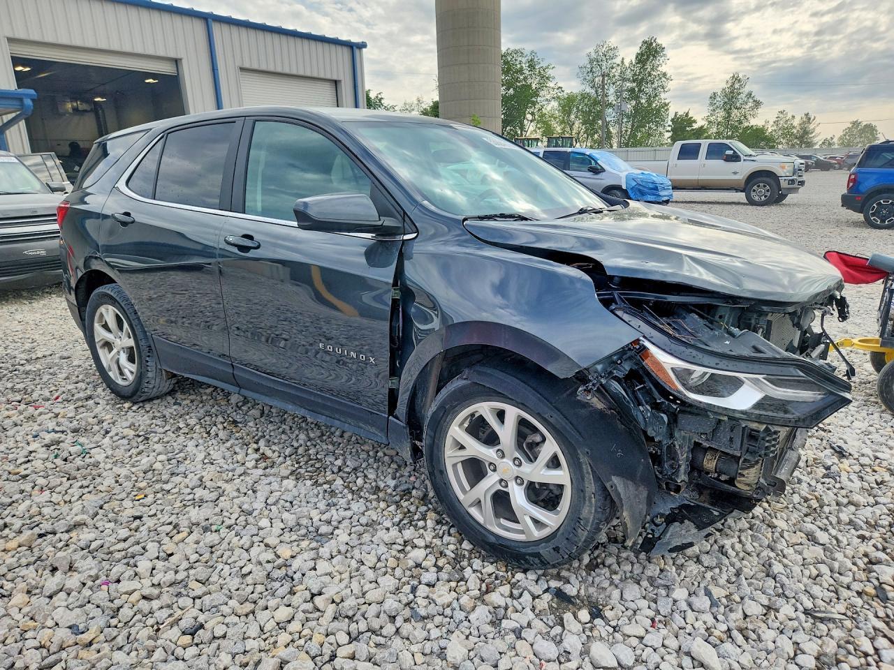 2021 Chevrolet Equinox Lt - Фото 4