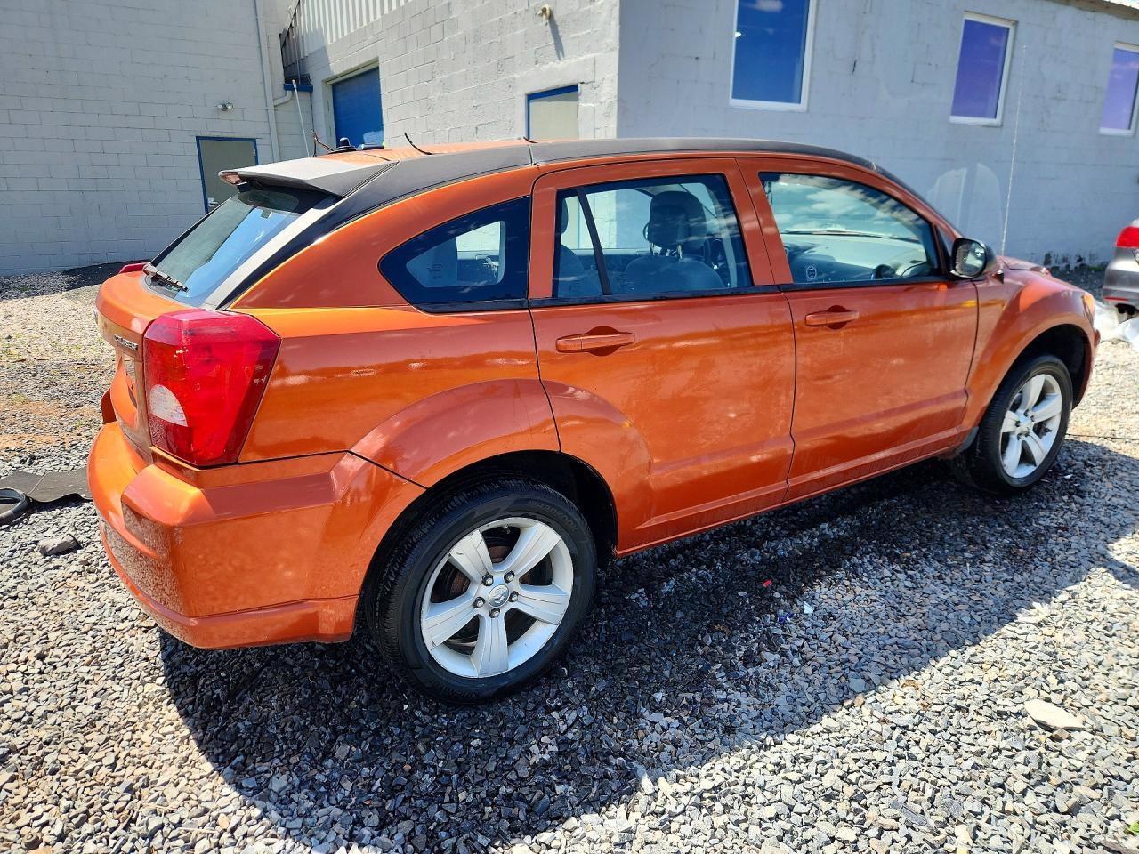 2011 Dodge Caliber Mainstreet - Image 3