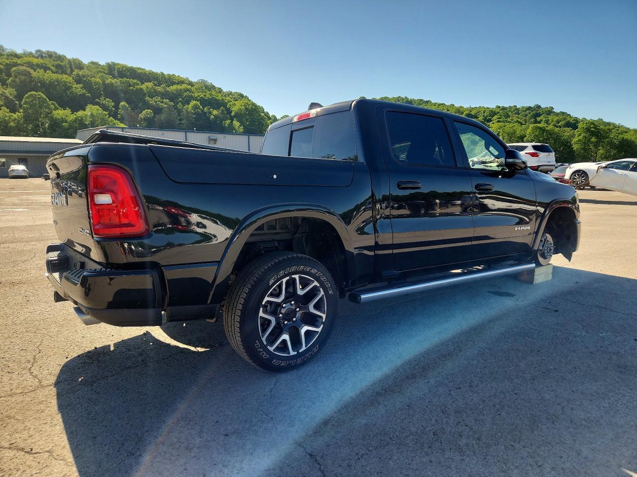 2026 Ram 1500 Laramie - Фото 3