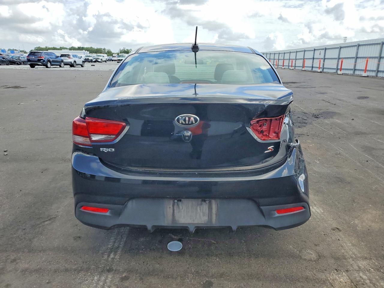 2020 Kia Rio S - Image 6