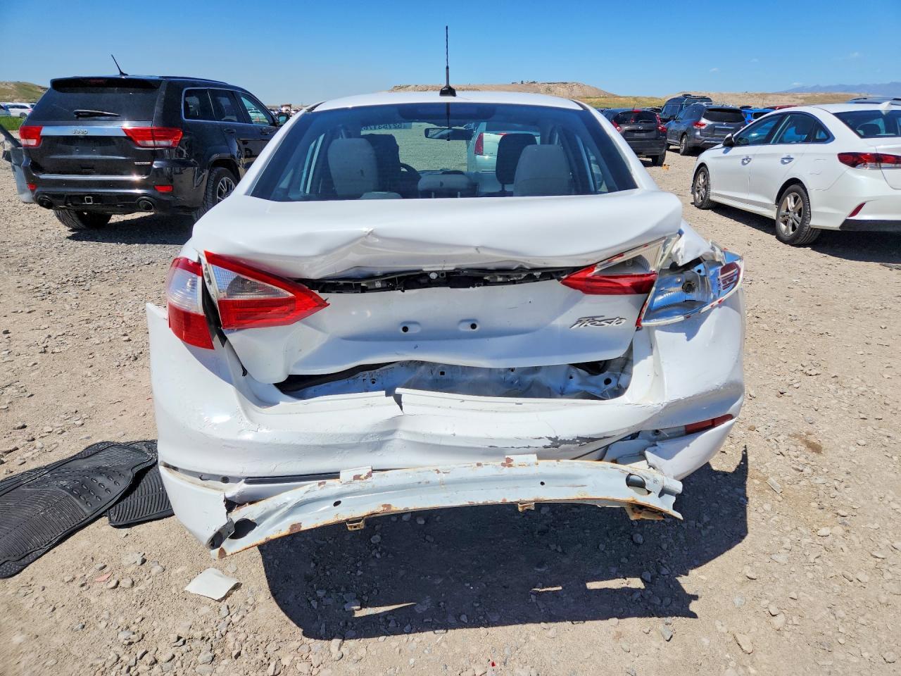 2014 Ford Fiesta S - Фото 6