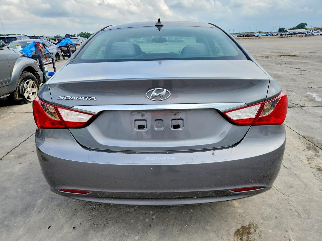 2013 Hyundai Sonata Gls - Image 6