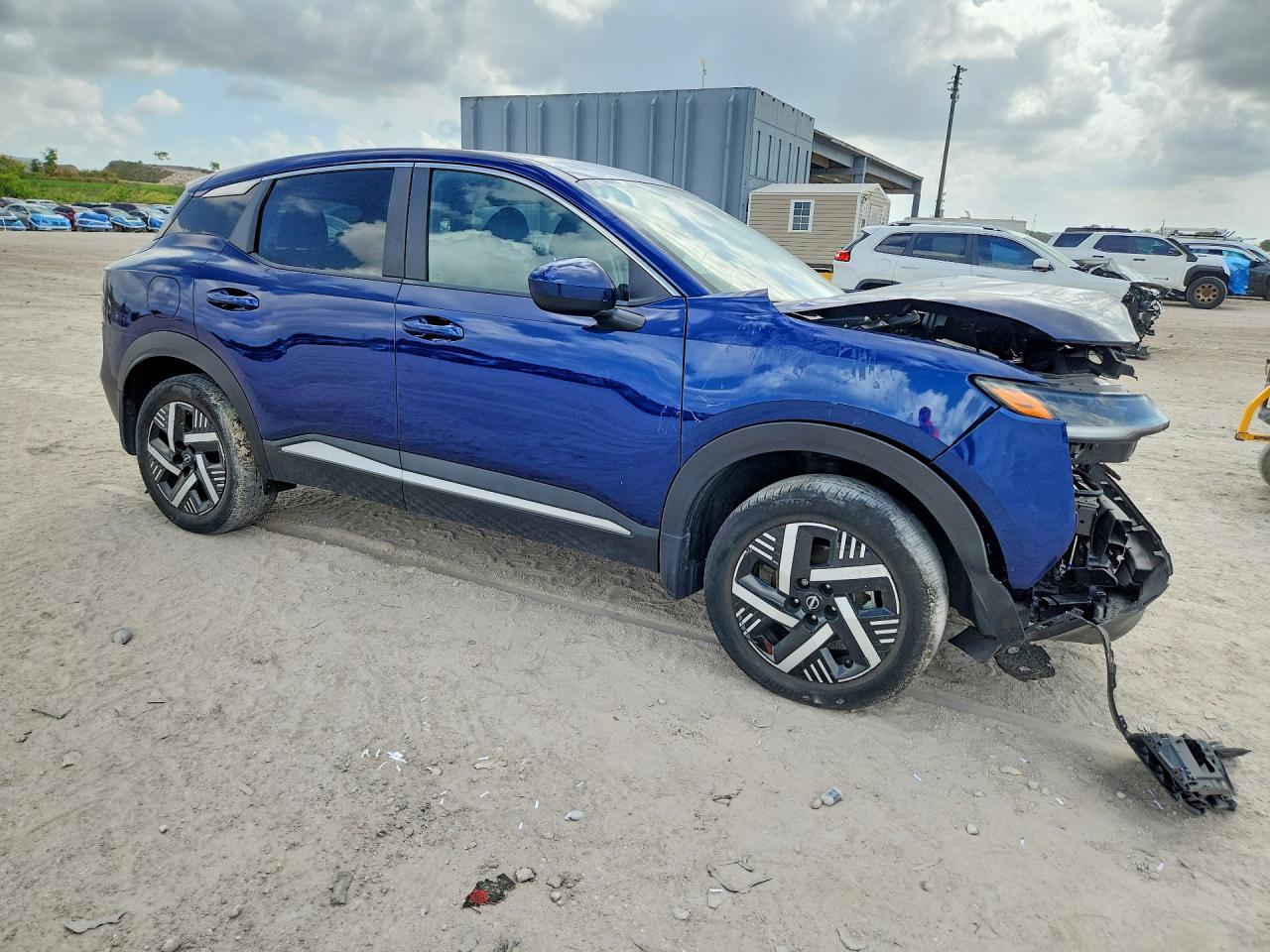2025 Nissan Kicks Sv - Фото 4
