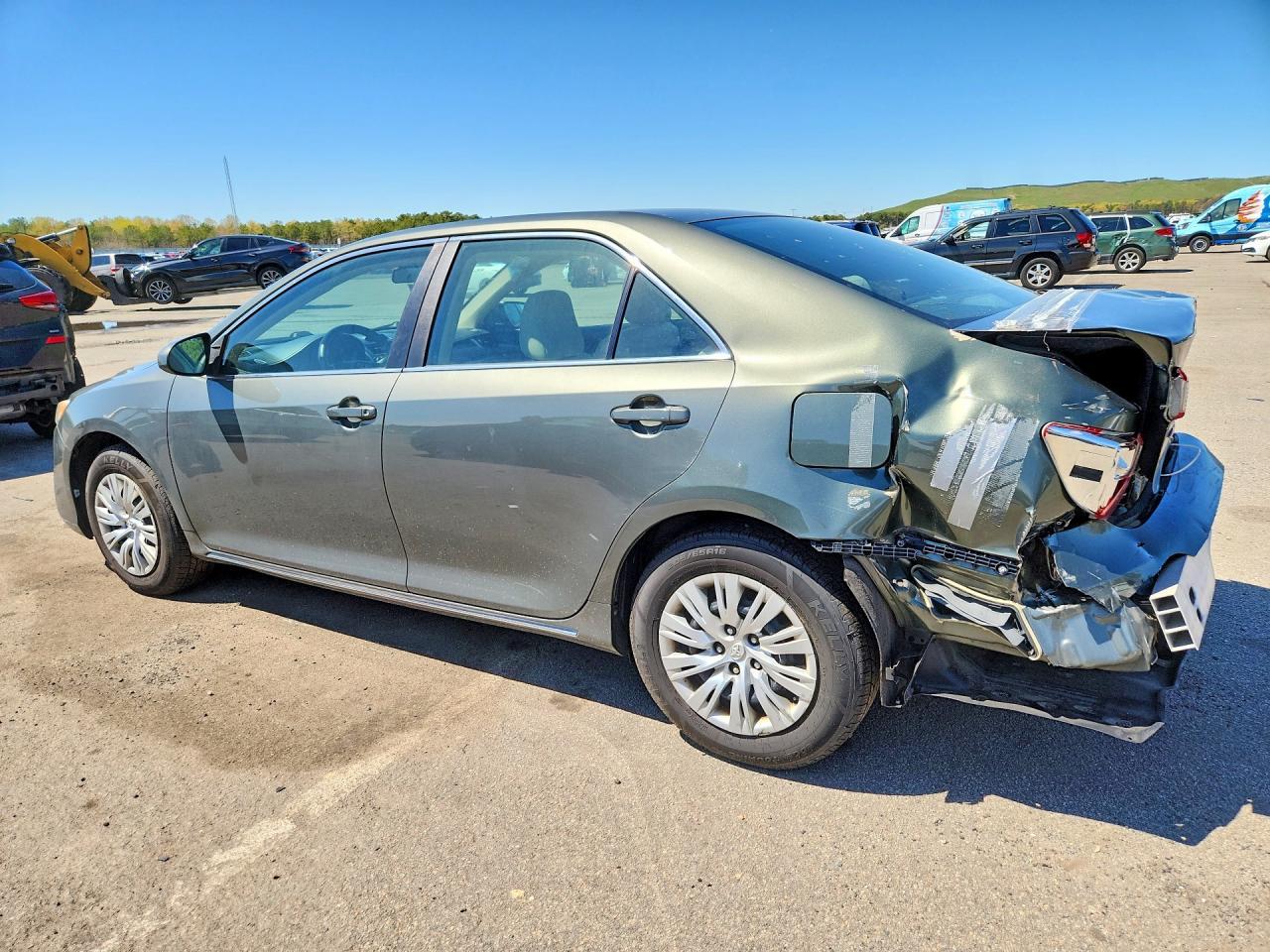 2012 Toyota Camry Le - Image 2