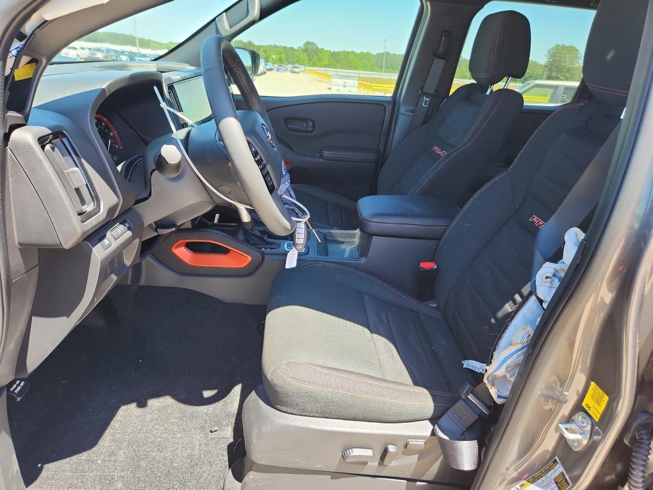 2026 Nissan Frontier Pro-4X - Image 7