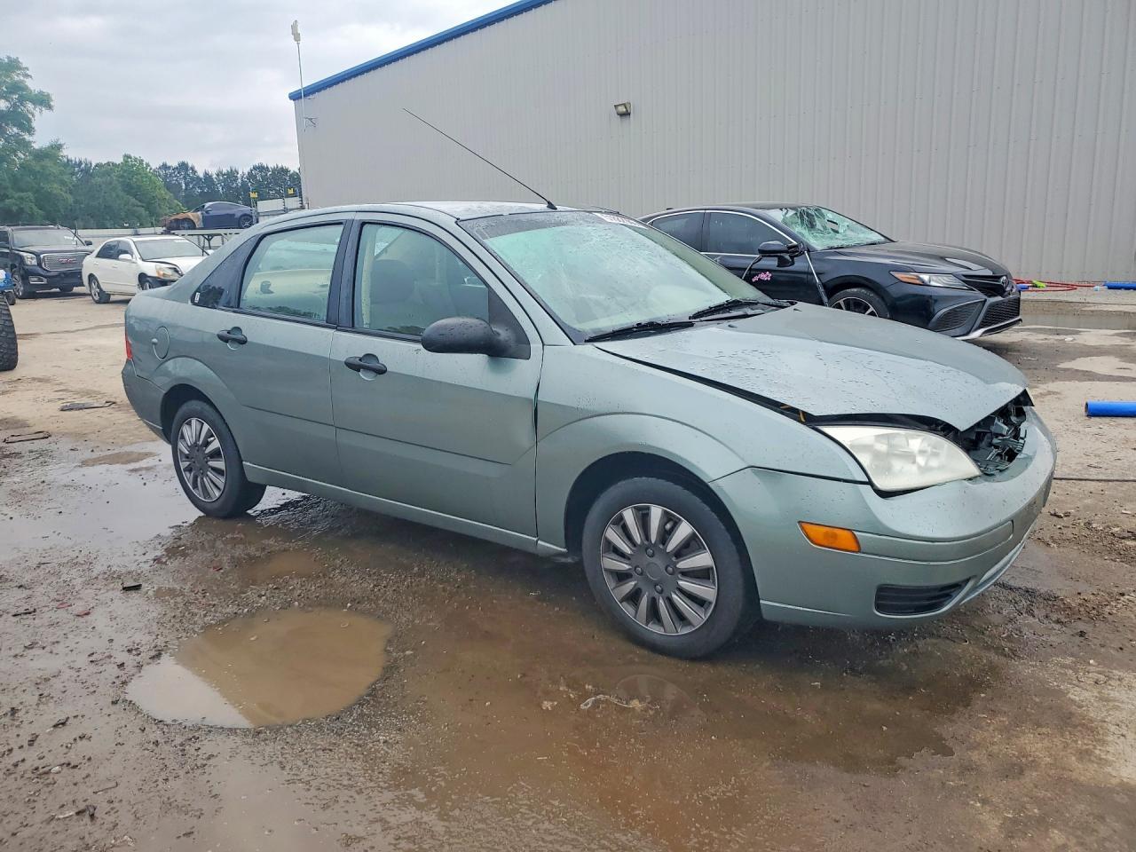 2005 Ford Focus Zx4 - Фото 4
