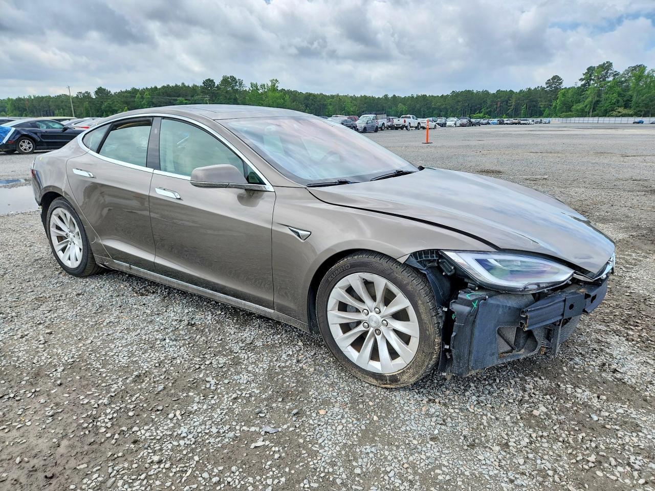 2016 Tesla Model S - Фото 4