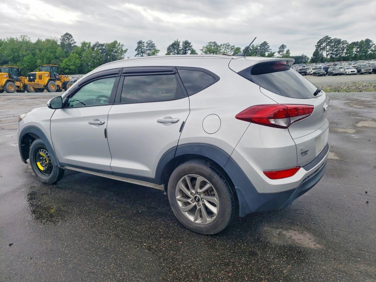 2017 Hyundai Tucson Se - Image 2