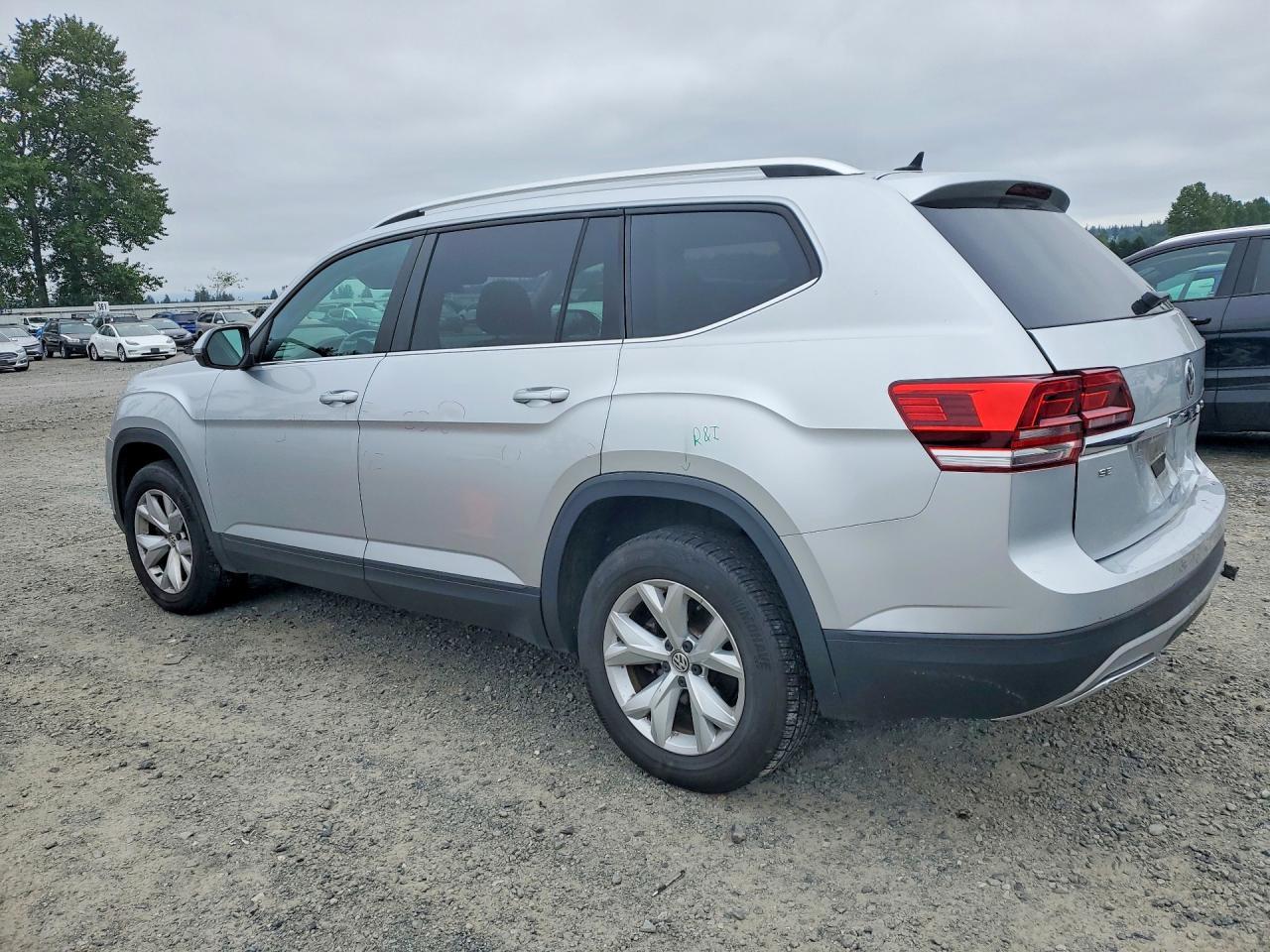 2019 Volkswagen Atlas Se - Фото 2