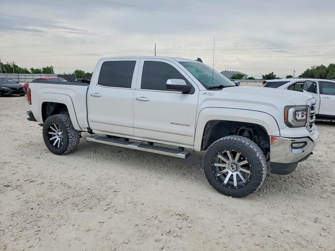 2018 GMC Sierra - Фото 4