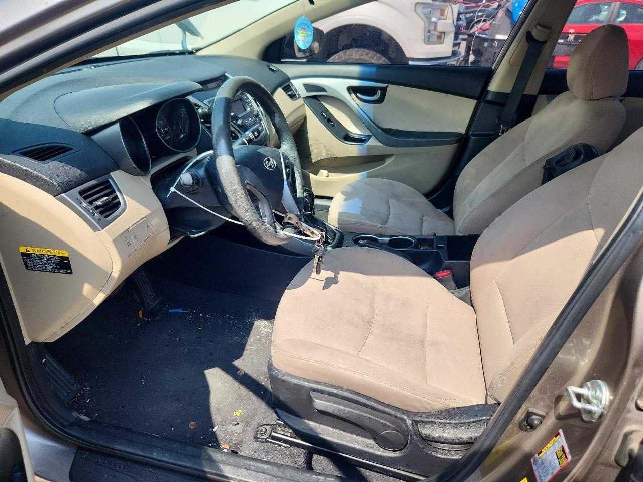 2016 Hyundai Elantra Se - Фото 7