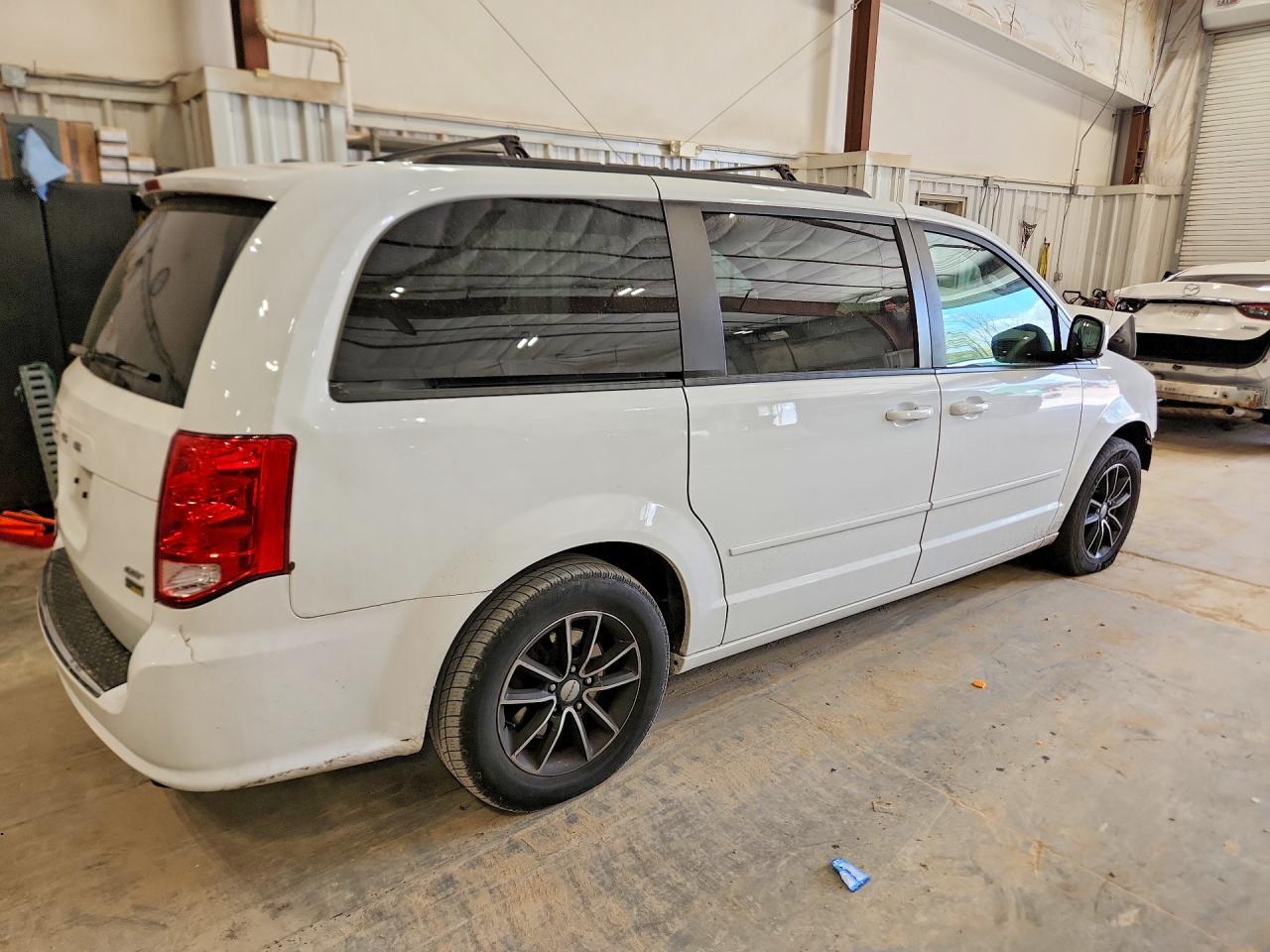 2017 Dodge Grand Caravan Gt - Фото 3