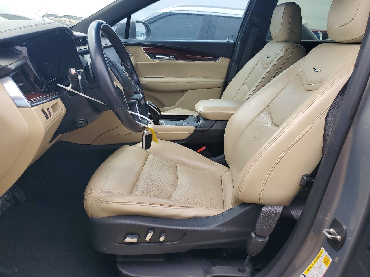 2018 Cadillac Xt5 Luxury - Image 7